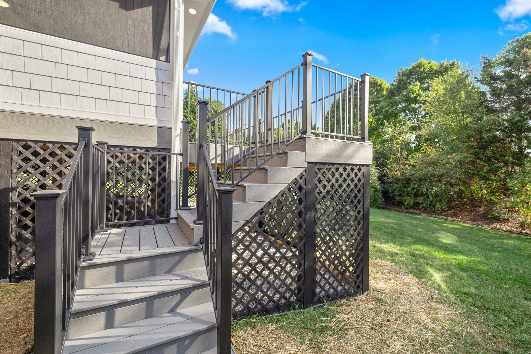 Custom wood deck with stairs built by Volunteer Decks in Knoxville